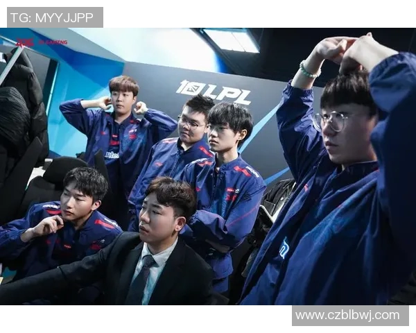 DOTA2社区热议JDG战队节奏争议引发的战术讨论与反思 DOTA2社区热议JDG战队节奏争议引发的战术讨论与反思